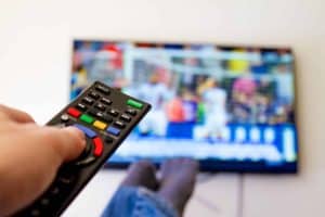 Ende Nebenkostenprivileg für Kabelfernsehen - Was Vermieter:innen wissen müssen